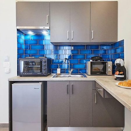 Live In A Funky & Renovated Studio Near Acropolis アテネ エクステリア 写真