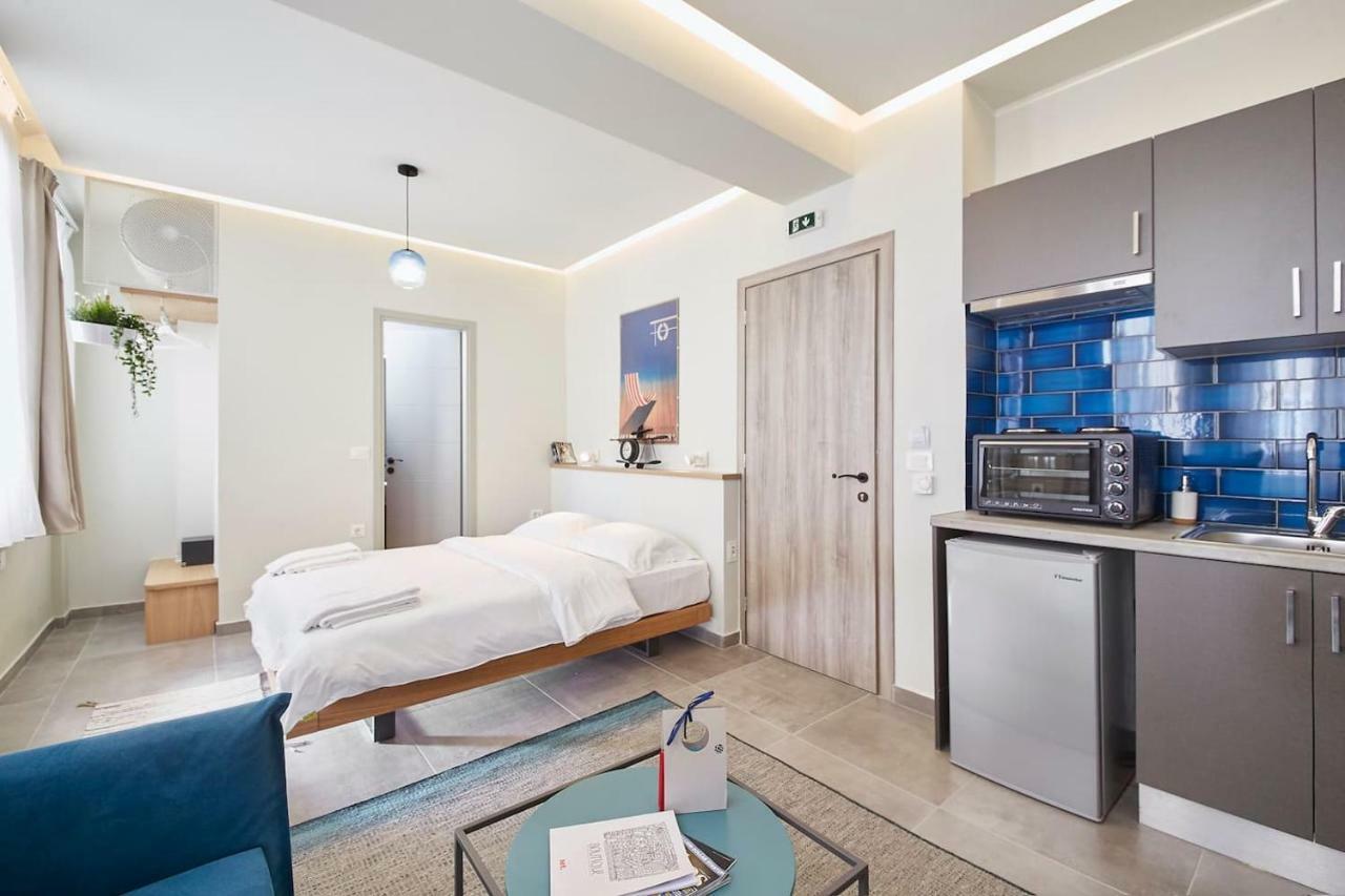 Live In A Funky & Renovated Studio Near Acropolis アテネ エクステリア 写真